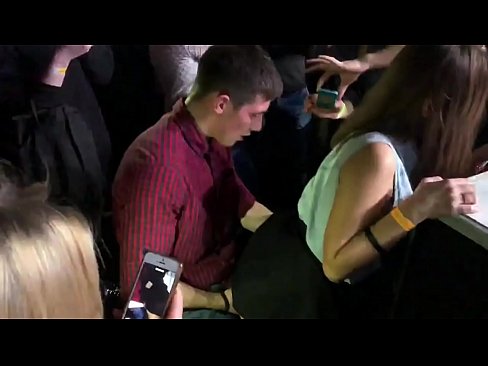 ❤️ Real sex in a Russian nightclub. 18-year-old Russian girl in the anus and vagina fucked in a nightclub Porn video at porn en-us.porno24-7.ru